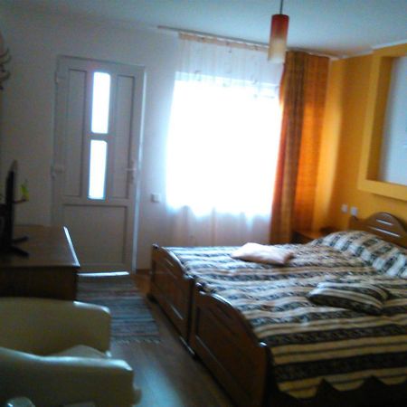 Pensiunea Lucia Ana Cluj-Napoca Luaran gambar