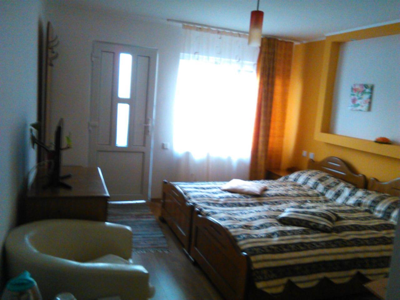 Pensiunea Lucia Ana Cluj-Napoca Luaran gambar